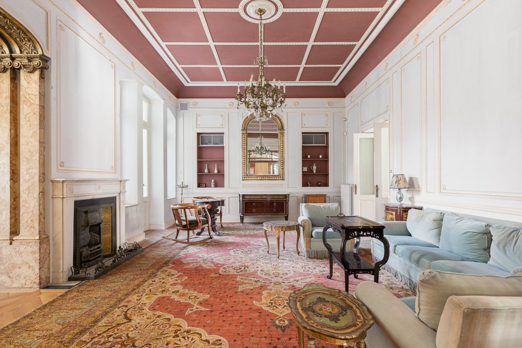 The 1915 Belgian Jewel of Kifisia: A Gilded Legacy Awaits