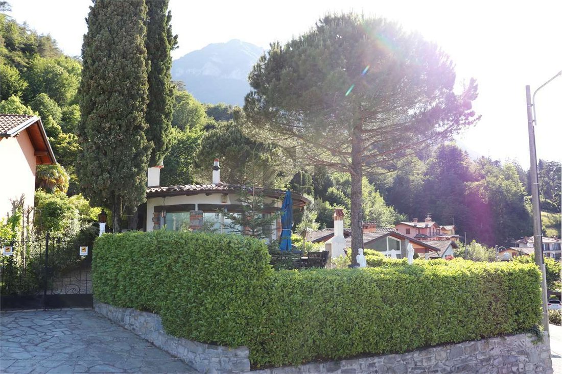 villa in Menaggio, Lombardije, Italië 1 - 11974694