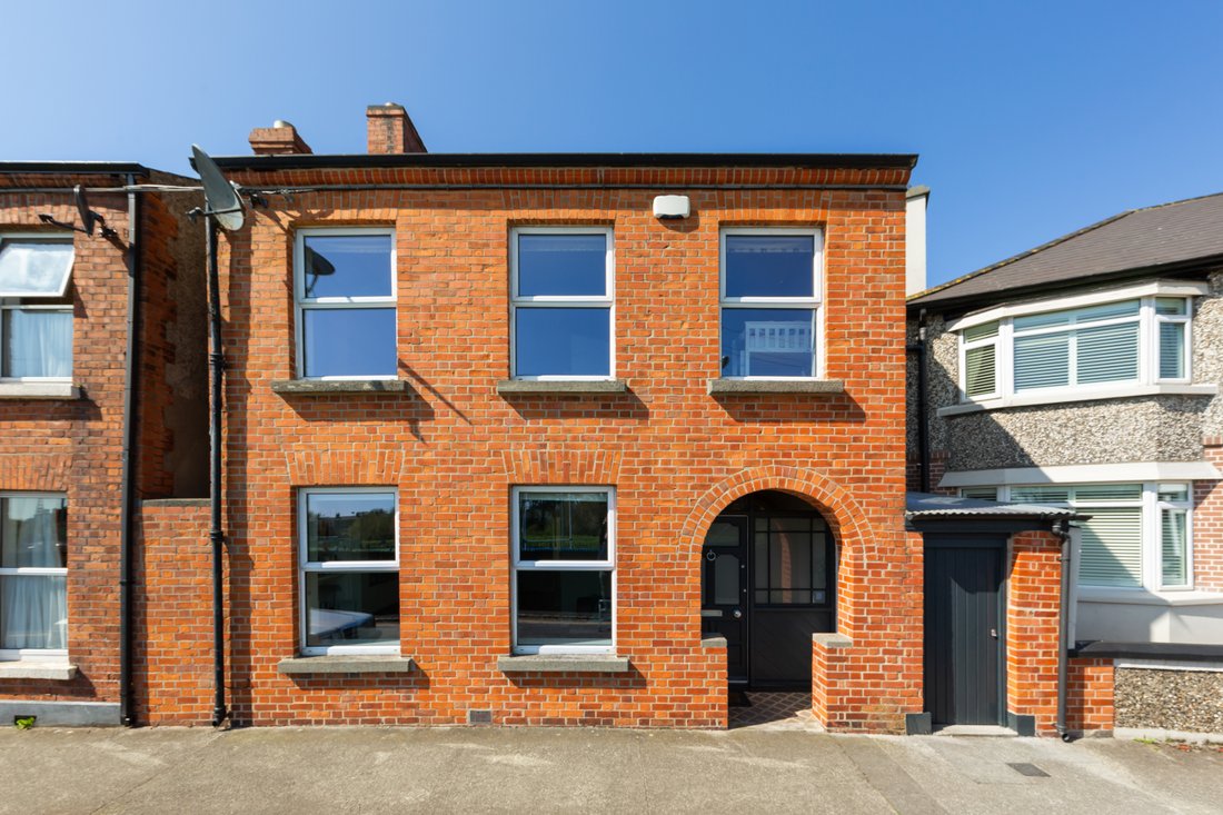 13 Eglinton Terrace In Dublin, County Dublin, Ireland For Sale (11973075)