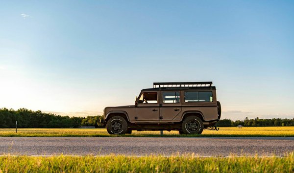 1995 Land Rover Defender 110 (11770845)