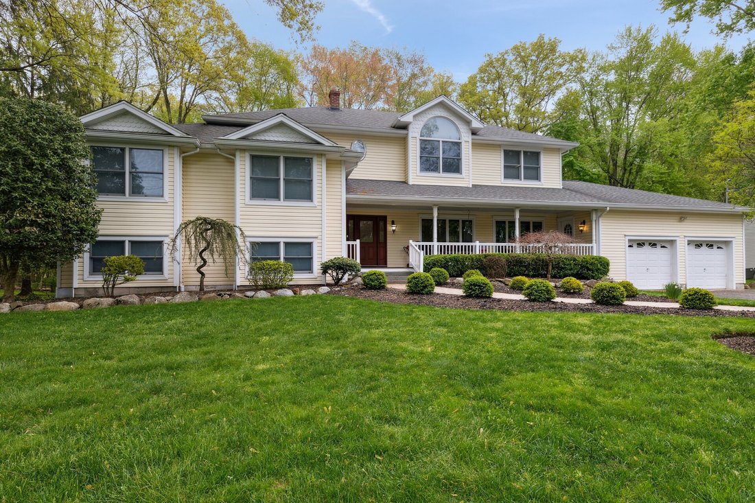 65 Eckerson Rd In Harrington Park, New Jersey, United States For Sale