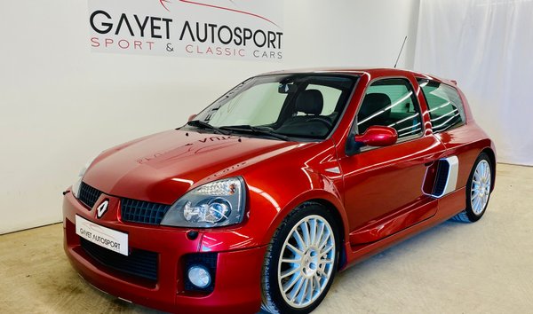 2005 Renault Clio Sport V6 (11975188)