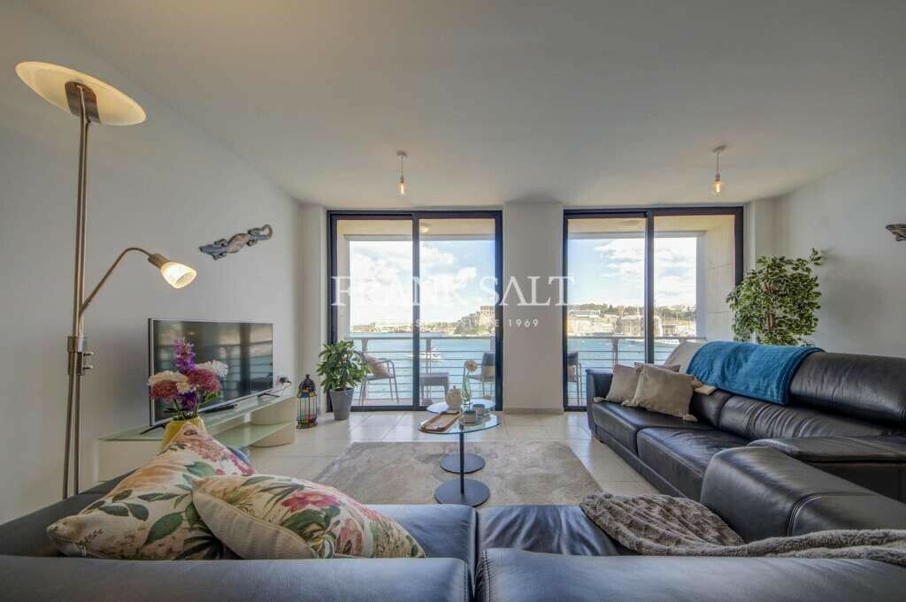 St. Angelo Mansions, Furnished Apartment In Birgu, Malta For Sale