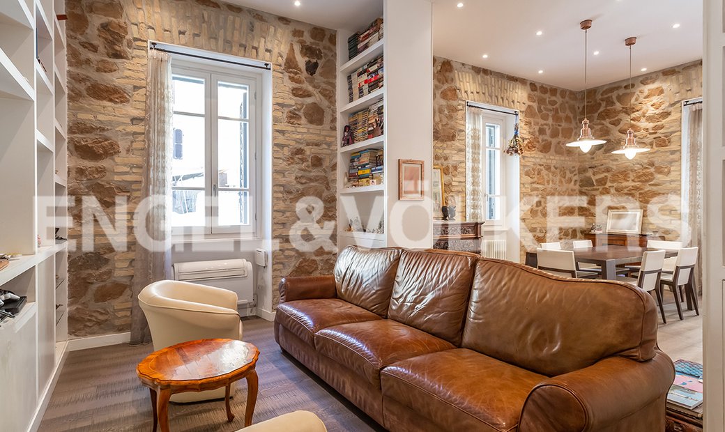 Refined Apartment In Testaccio In Rome, Lazio, Italy For Sale (11978879)