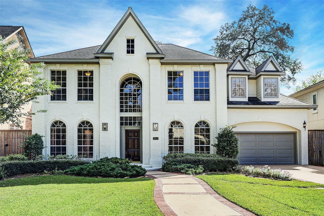 4613 Cedar Oaks In Bellaire, Texas, United States For Sale (11982130)