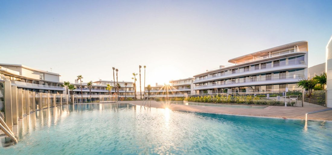 Appartamento a Estepona, Andalusia, Spagna 1 - 11982343