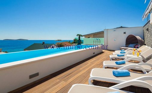 Villa in Rogoznica, Sibenik-Knin County, Croatia 1