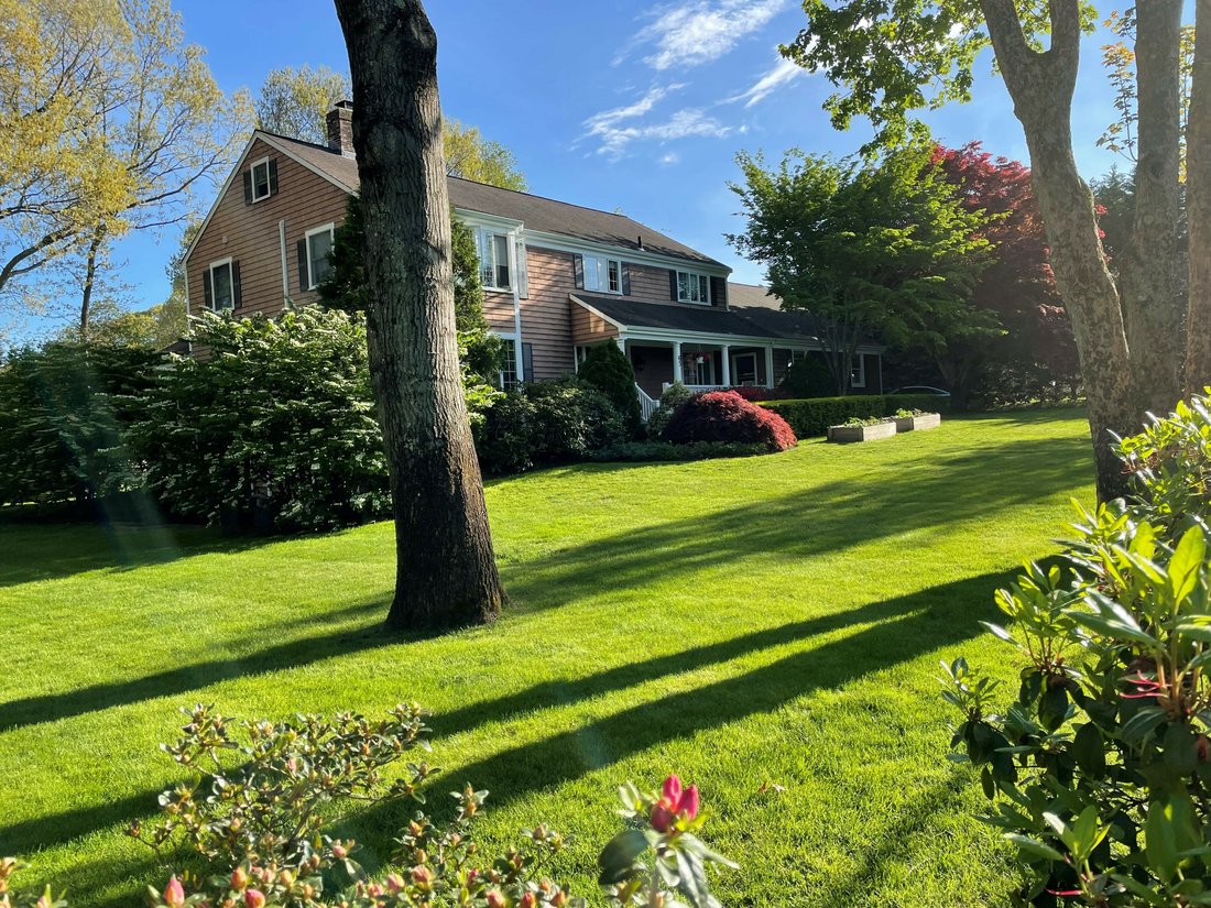 65 Governor Bradford Dr In Barrington, Rhode Island, United States For