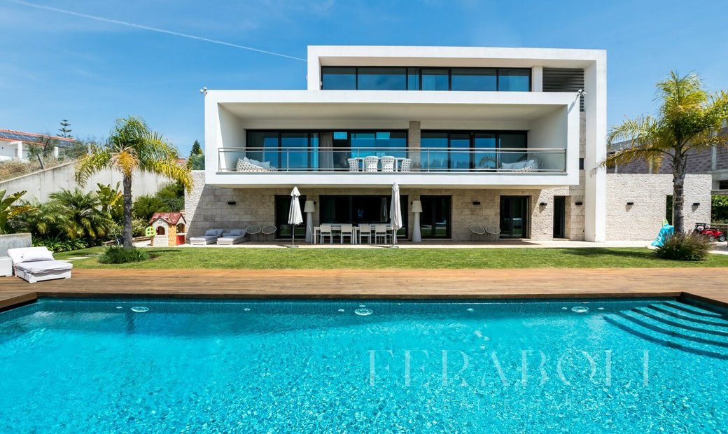 Unglaubliches Haus Mit Garten, Pool Und In Carnaxide, Lissabon