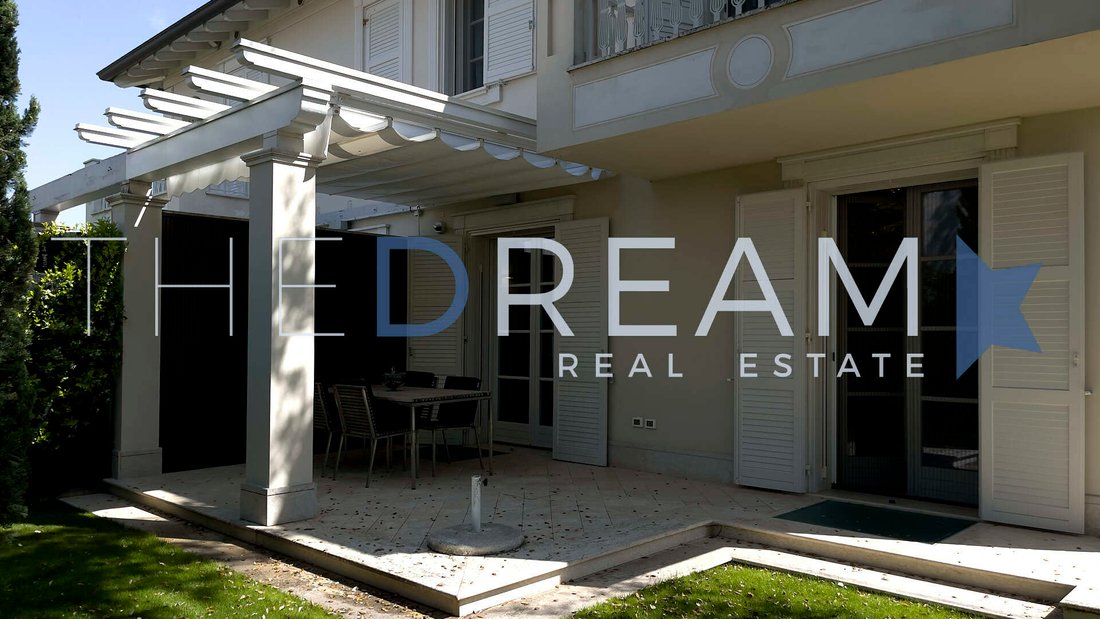 Villa in Center, Forte dei Marmi, Tuscany 2 - 11986200