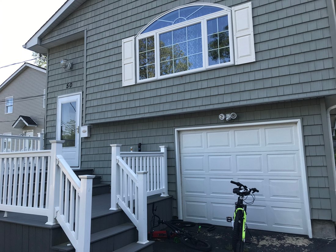 House in Wyandanch, New York, United States 1 - 11987023
