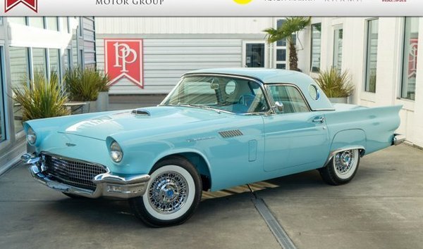 Ford Thunderbird (11802945)