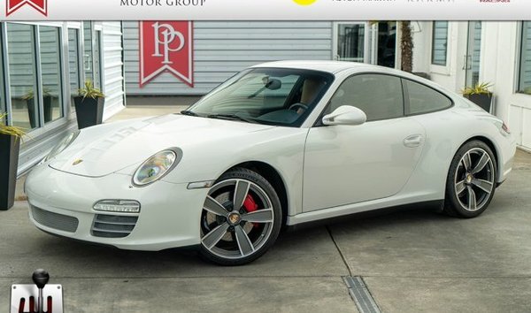 Porsche 911 Carrera 4S (11860978)
