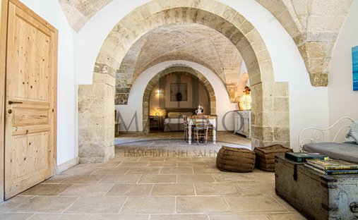 Castle for Sale in Poggiardo, Apulia, Italy