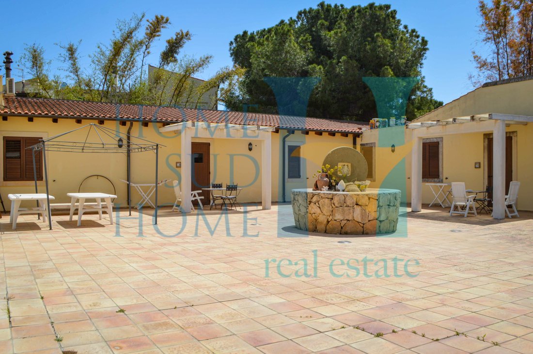 Villa in Neapolis, Fontane Bianche, Sicily 1 - 11988624