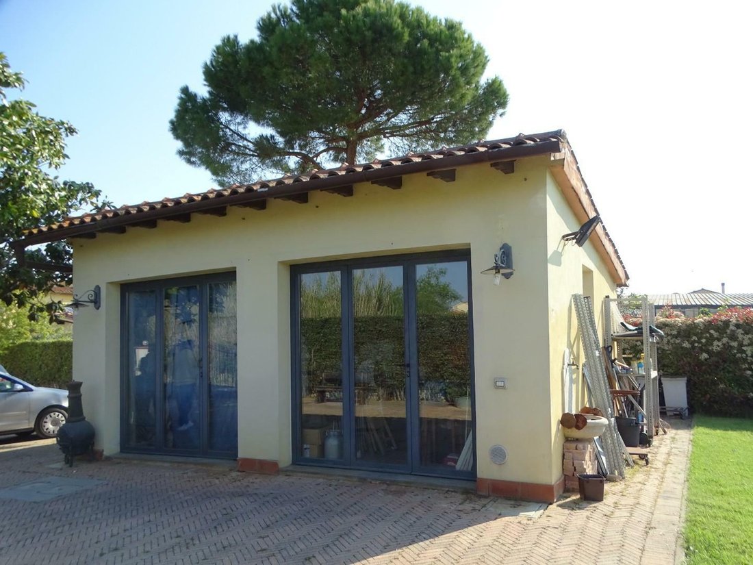 House in Station Area, Empoli, Tuscany 3 - 11990148