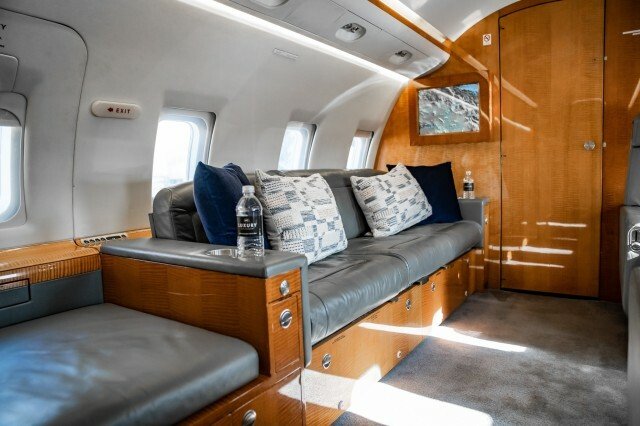 BOMBARDIER CHALLENGER 604 in Scottsdale 5 - 11872093