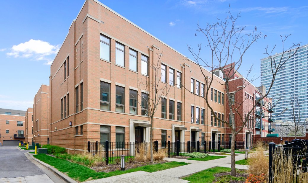 Preciosa Y Lujosa Casa Adosada En Chicago, Illinois, Estados Unidos En Venta (11990884)