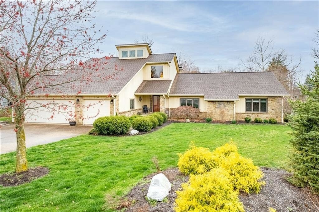 3 Bedrooms Single Family Detached In Columbus, Indiana, United States