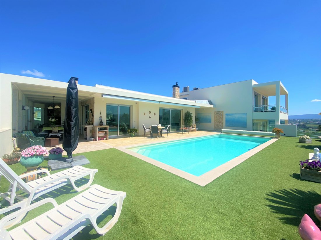 House 4 Bedrooms Sale Alcobaça In Alcobaça, Leiria District, Portugal