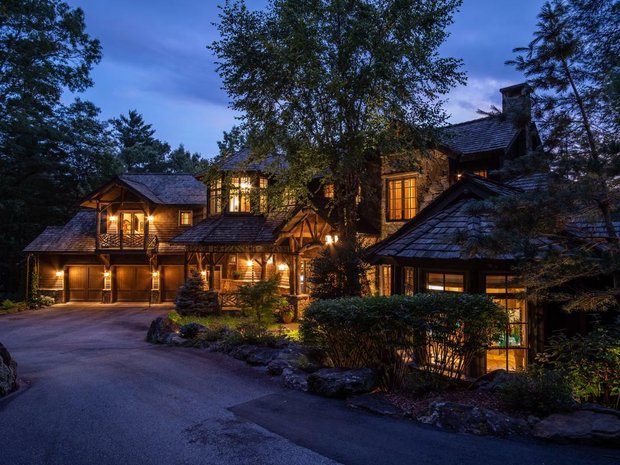 Luxury homes for sale in Highlands, North Carolina | JamesEdition