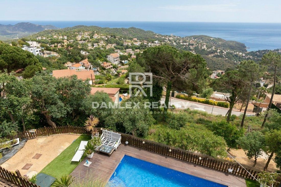 House in Lloret de Mar, Catalonia, Spain 1 - 11999456