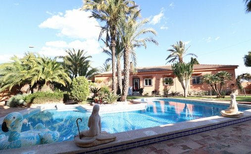 Villa a Torrevieja, Comunità Valenzana, Spagna 1