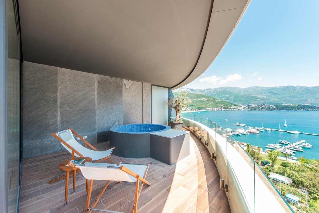 Royal Gardens Designer Penthouse In Budva, Budva Municipality, Montenegro For Sale (11998346)