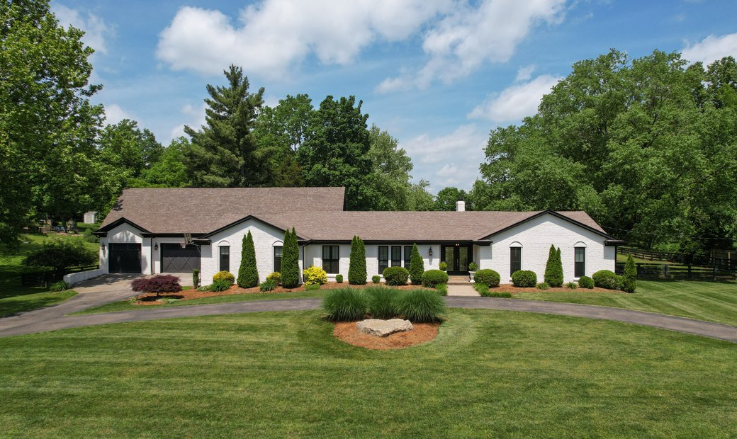 6904 Briar Hill Road In Crestwood, Kentucky, United States For Sale
