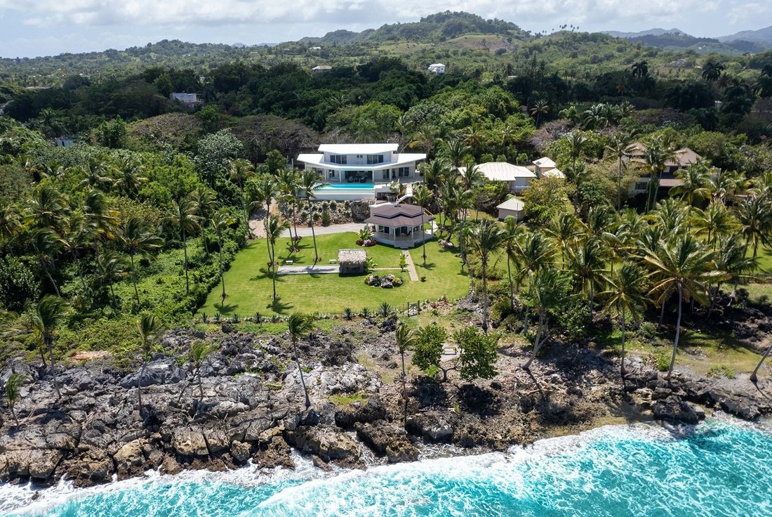 Villa Inigualable Frente Al Mar En En Samaná, Samaná, República