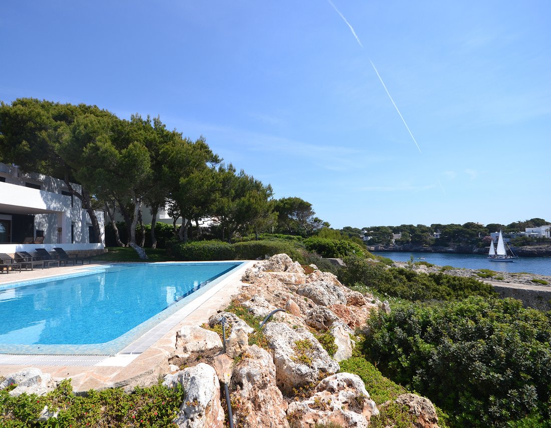 Villa in Cala d'Or, Balearic Islands, Spain 1 - 12000627