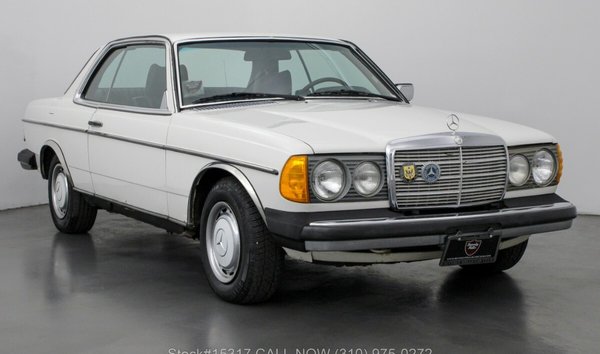Mercedes-Benz 300CD (12000668)