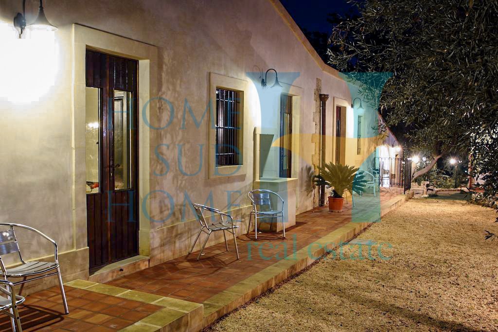 Villa in Center, Noto, Sicily 2 - 11867300