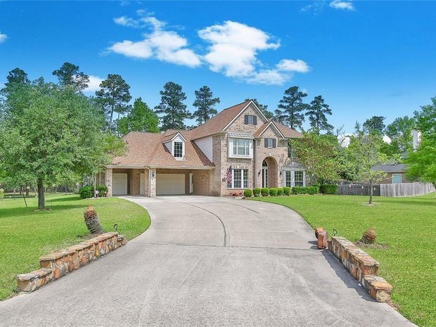 House in Conroe, Texas, United States 1