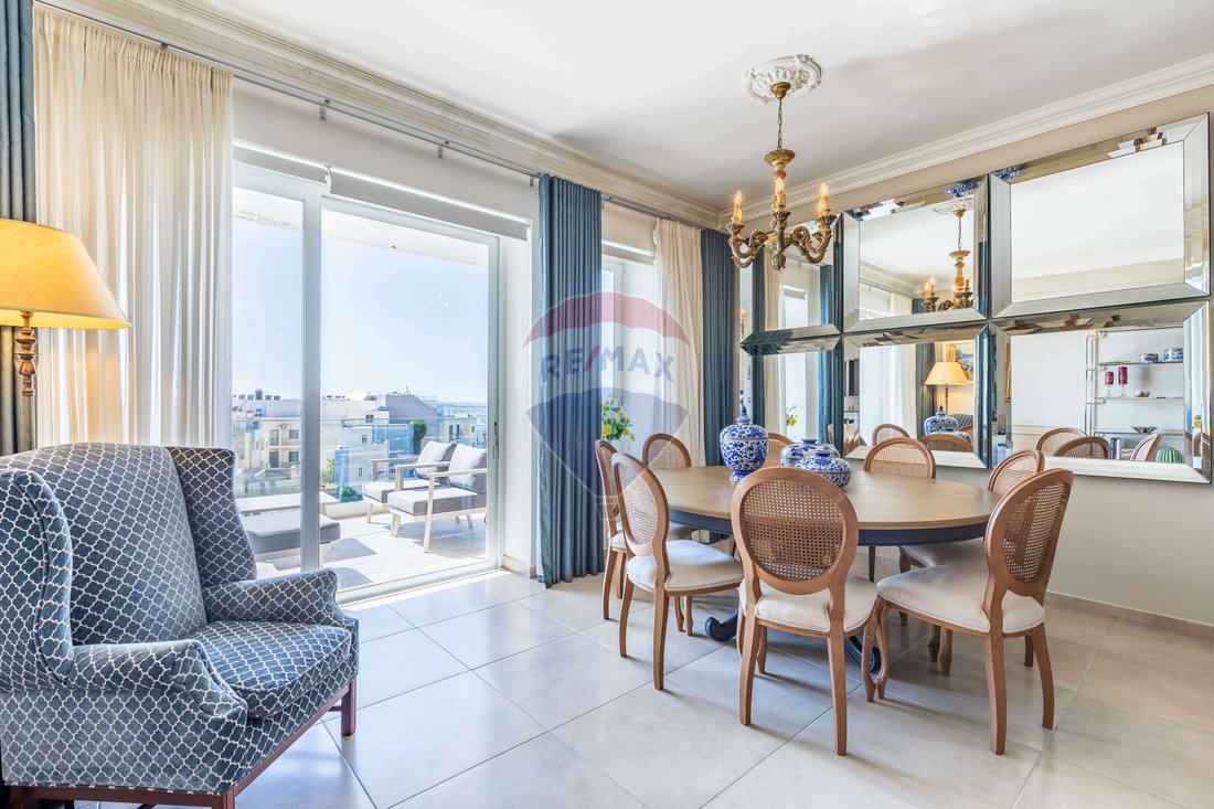 Stunning Three Bedroom Apartment In Naxxar, Malta For Sale (12003643)