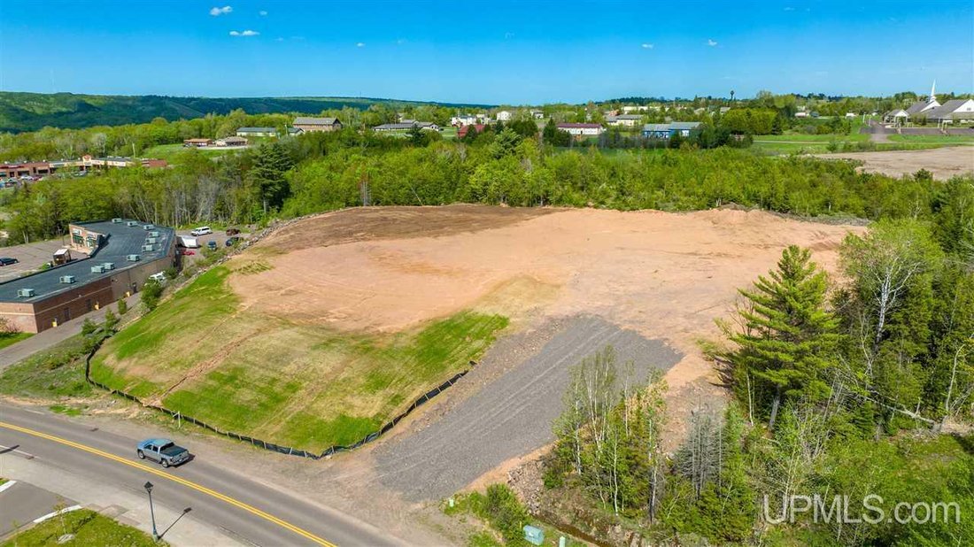Land in Houghton, Michigan, United States 2 - 11927440