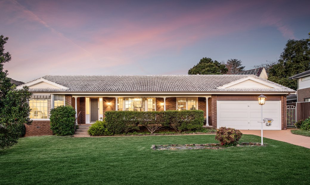 Sprawling Family Home In Belrose In Belrose, New South Wales, Australia
