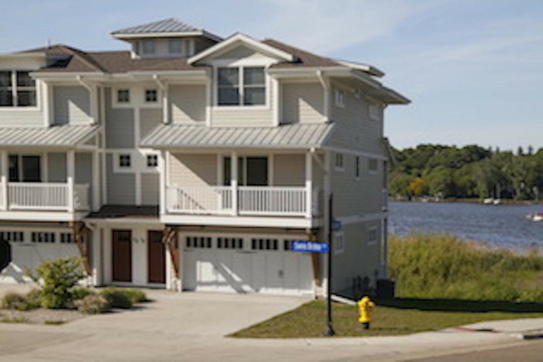 4 Bedrooms Condominium In Douglas, Michigan, United States For Sale