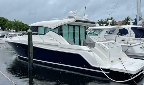 Tiara Yachts 44 Coupe (12012112)