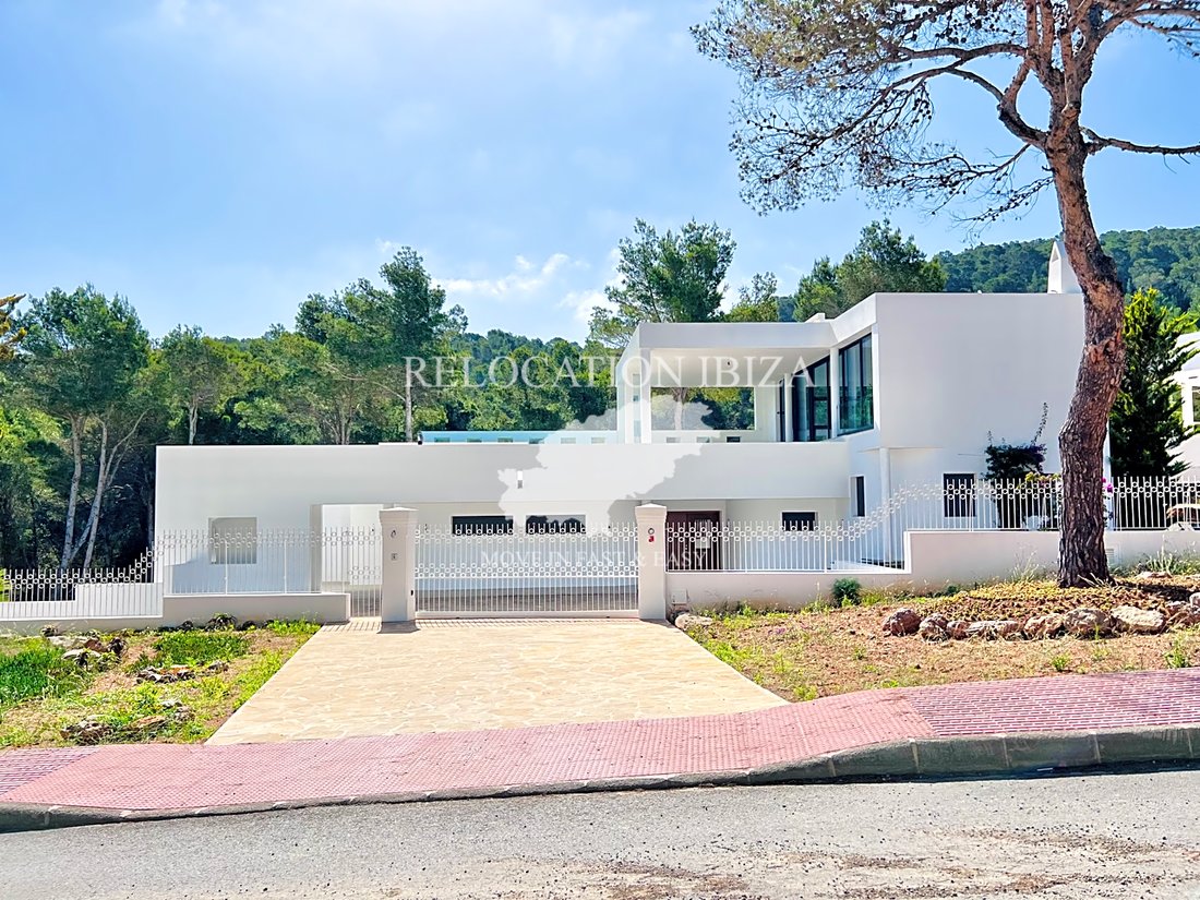 Villa in Santa Eulalia des Ríu, Balearic Islands, Spain 1 - 12012524