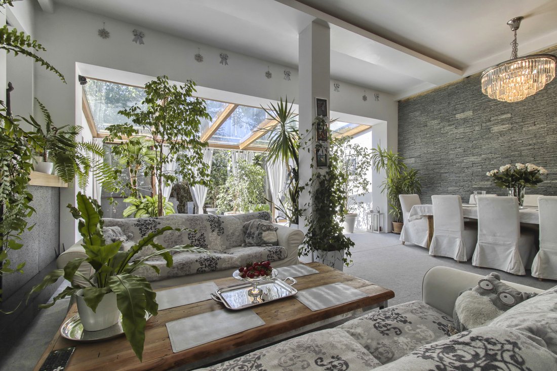 Elegant House For Sale In A Green Area In Warsaw, Masovian Voivodeship, Poland For Sale (12014119)