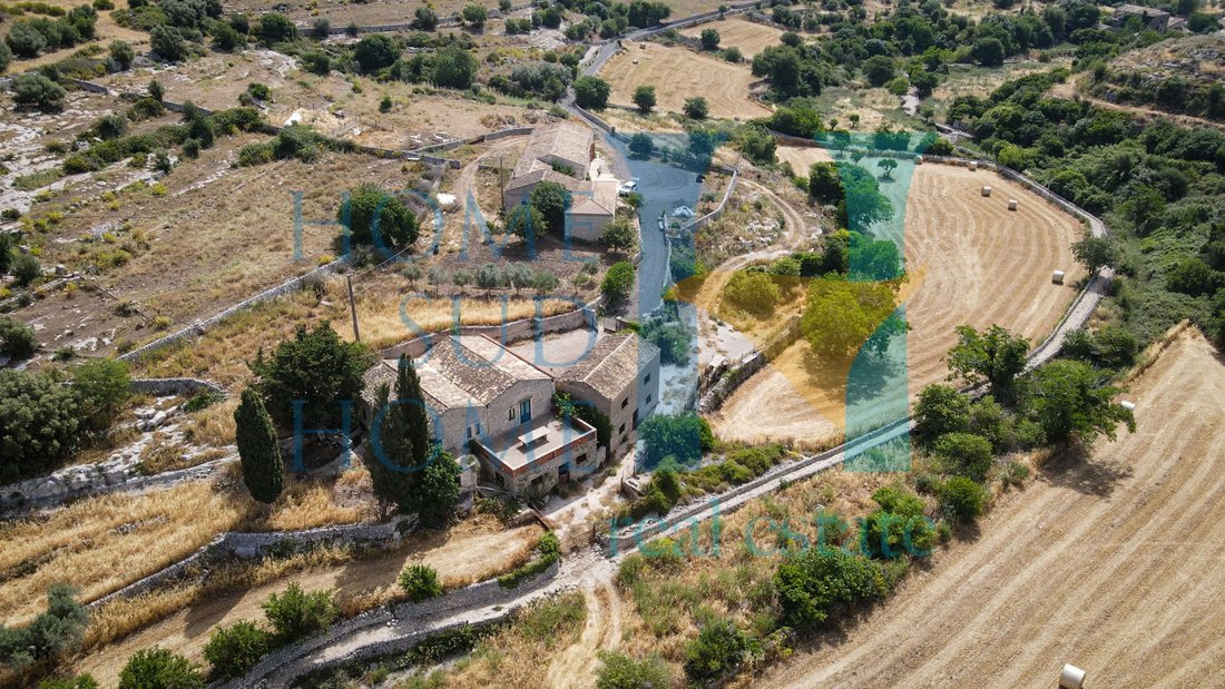 Villa in Center, Noto, Sicily 5 - 12018246