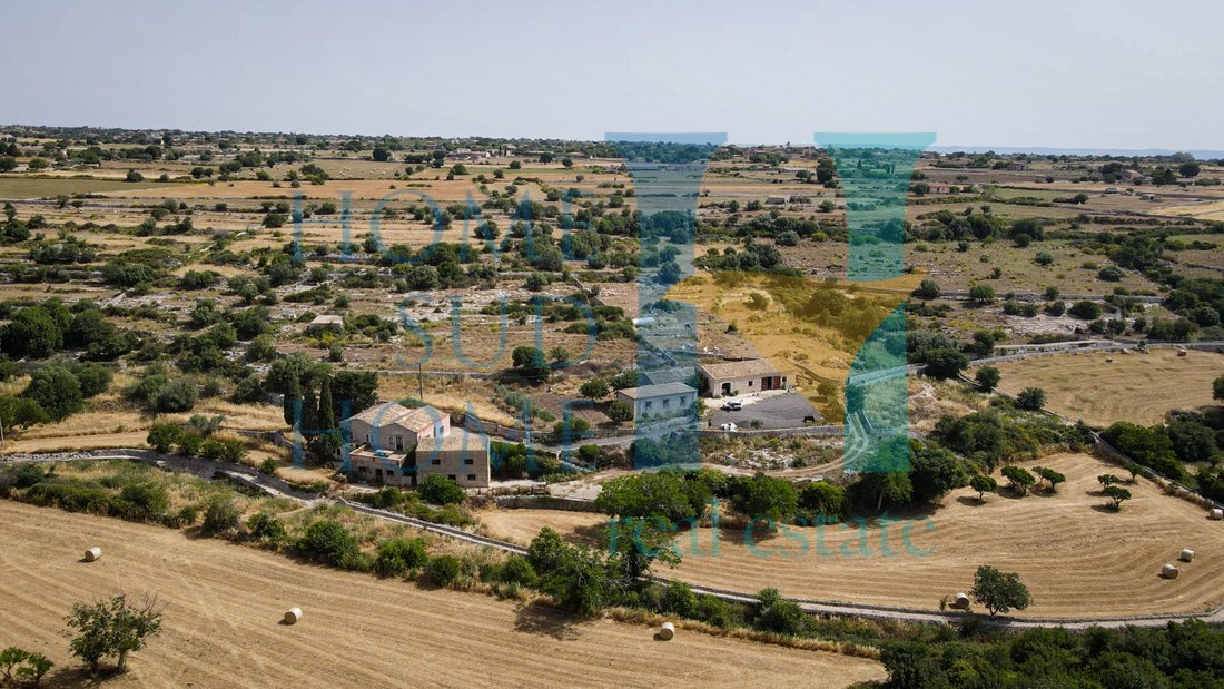 Villa in Center, Noto, Sicily 1 - 12018246