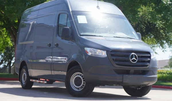 2019 Mercedes-Benz Sprinter 2500 Cargo 144 WB High Roof (12013285)