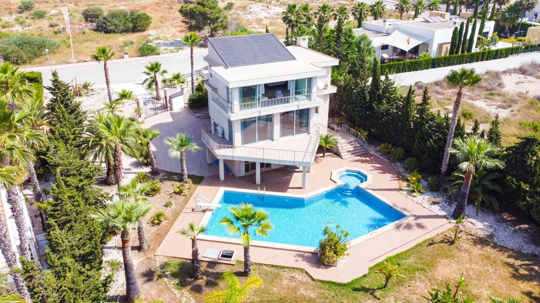 Villa in Quesada, Rojales, Land Valencia 2 - 12018982