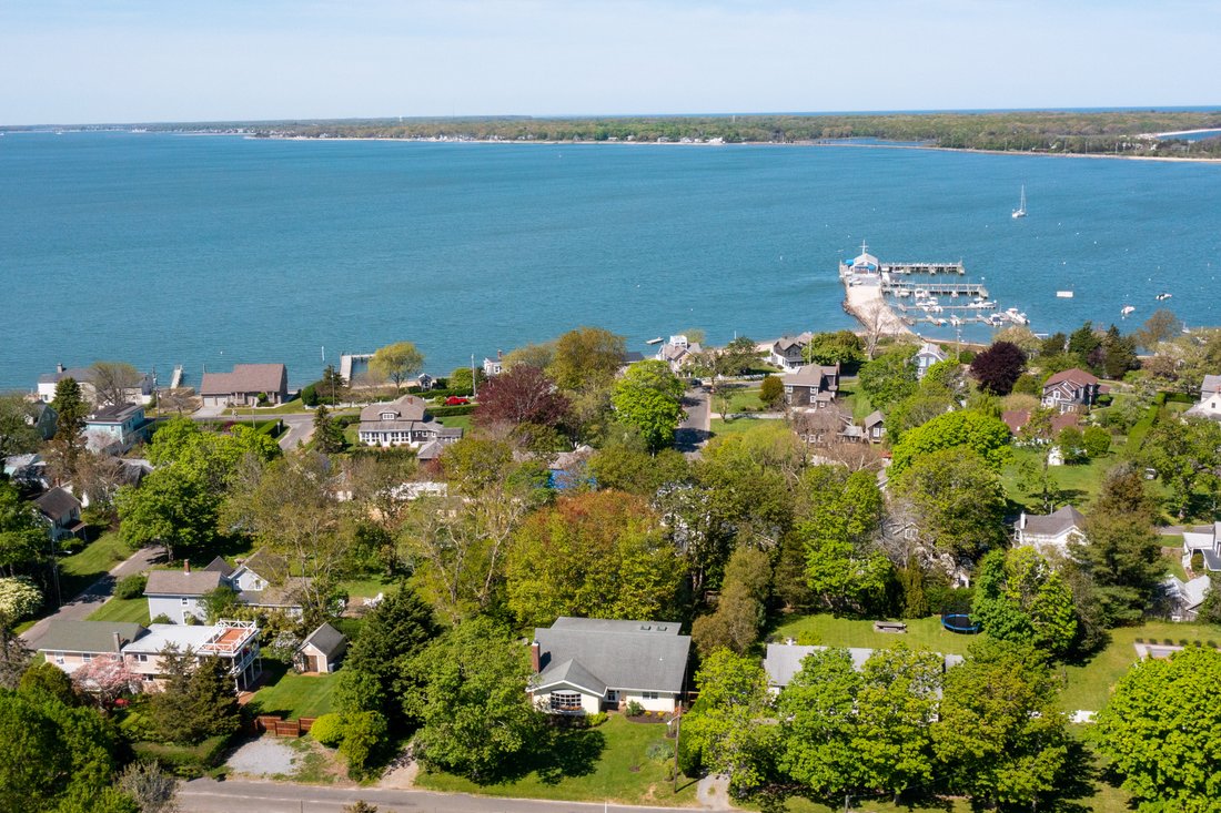 595 Navy Street, Orient, Ny, 11957 In Orient, New York, United States