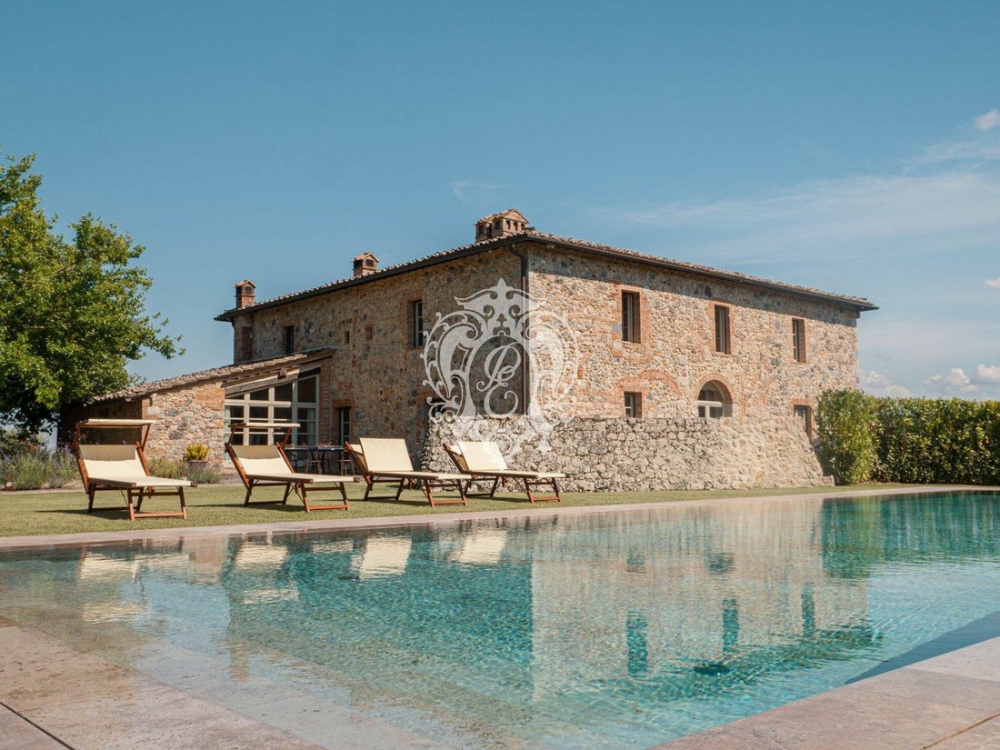Villa in Monteriggioni, Tuscany, Italy 1 - 11634086