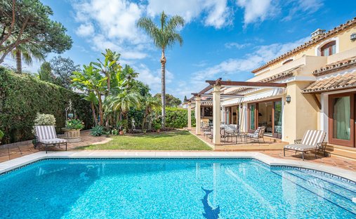 Villa a Estepona, Andalusia, Spagna 1