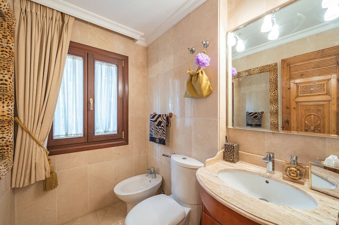 Villa in Estepona, Andalusia, Spain 4 - 12022495