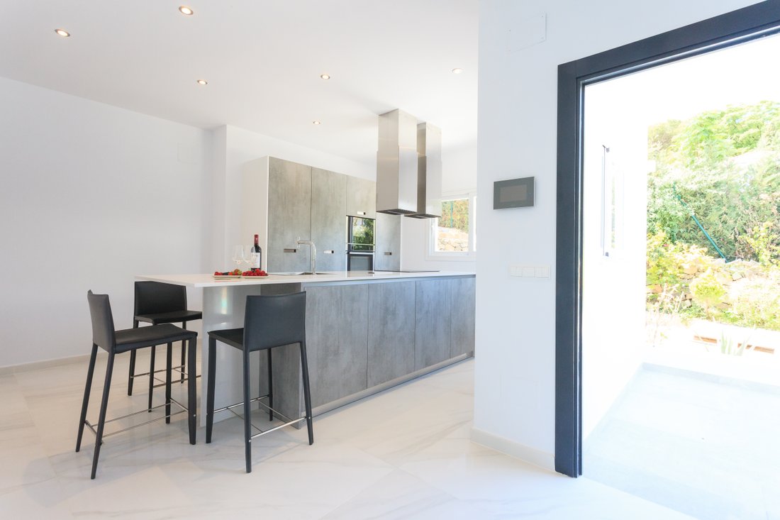 Villa in Nueva Andalucia, Marbella, Spain 5 - 12028077